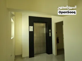  8 مكتب للايحار في سلماباد الجديدة  قرب المدينة للزجاج