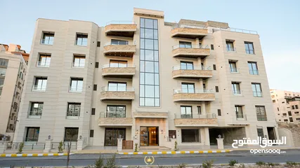  4 شقة للبيع طابق ارضي 95م مع ترس 50م (سكنية - استثمارية) في ديرغبار شارع ال 60 ، مطبخ راكب ، تدفئة غاز