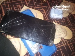  2 تلفون  تكنو BOB4 مستعمل و الي بده بوصلله اياه داخل السلط بس