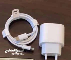  1 شاحن آيفون اصلي