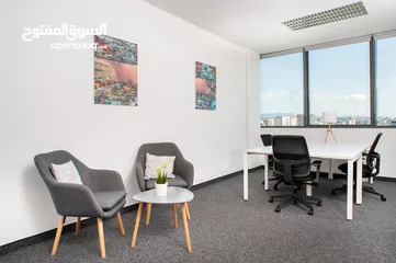  10 Fully serviced private office space for you and your team in Muscat, Pearl Square