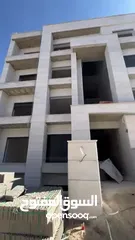  17 ارضية استثمارية 100متر مع ترس مقسمة الى استديو عدد 2 في ضاحية الرشيد  خلف الجامعة الاردنية