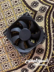  1 مروحة كمبيوتر و.   pc pin 3 و dvd