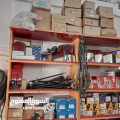  23 محل قطع سيارات للبيع كامل
