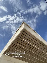  7 شقة ارضية/ 175م تدفئة مركزية راكبة تعمل على الغاز/ ترس امامي واسع/ موقع مميز