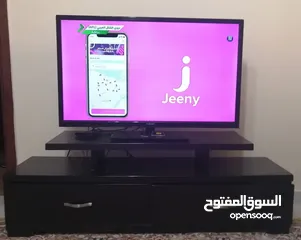  1 طاولة تلفزيون للبيع