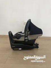  4 Car seat for baby. (يمكنك المساومة بالسعر)