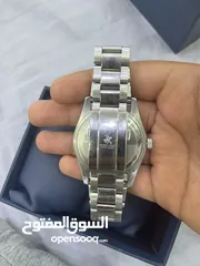  8 ساعه poloاصلي  للبيع لون اخضر