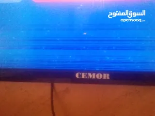  4 شاشه للبيع في الرصيفه شاشه فيه خطوط بتشغل نت حجم 55 نوع سيمور السعر 20 قابل للبدل
