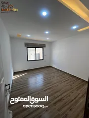  16 في ارقى مناطق الجبيهة شفا بدران شقة طابق ثالث مع رووف للبيع