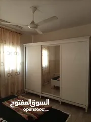  3 شقق مفروشه عدد ( 2 ) العقبه المحدود الغربي شهري 180د يومي 20د