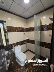  5 للايجار الشهري  في عجمان شقه 3 غرف وصاله بدون شيكات دفع شهري مع باركن خاص
