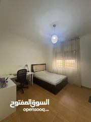  3 شقة مميزة للبيع  لقطة في حي الخزنة