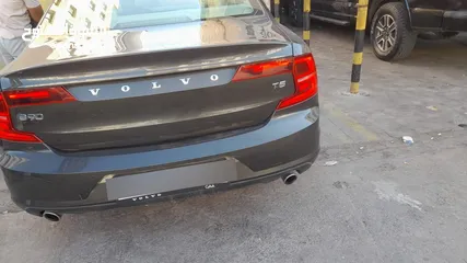  17 فولفو S90 T5