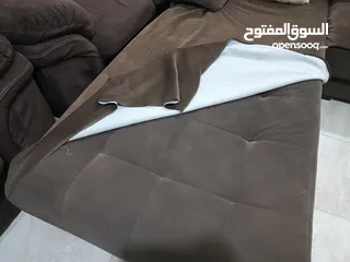  2 طقم كورنر لون بني للبيع 50دينار