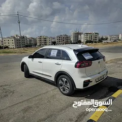  2 kia niro Evكيا نيرو كهرباء ممشى قليل 13الف كيلو