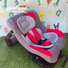  3 كرسي سياره للاطفال من عمر اشهر لغايه 4 سنوات مع حزامات امان وحاجز يمكن فكه