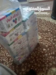  7 سحبة أطفال 5 قروش بس فقط ..طبعا كل علبة داخلها هدية ..ما في علبة فارغة