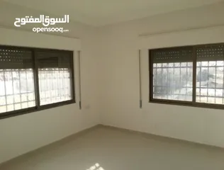  2 شقة شبه ارضية مميزة في شفا بدران طلوع الدرك