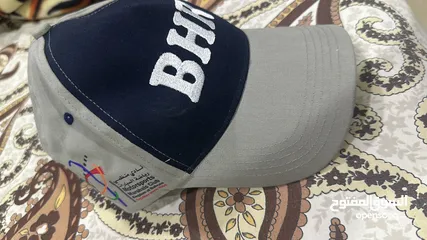  9 للبيع مجموعة من القبعات من حلبة البحرين الدولية أصليين لا يفوتك جد For sale original hats from BIC