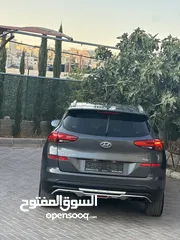  13 جيب هونداي توسان 2018 للبيع الجيب بالكرتونة