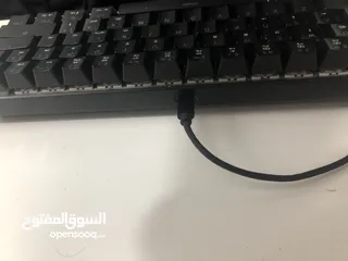  7 كيبورد جيمنغ للبيع بحاله ممتازه مستعمل صوت رائع وكيبورد رائع للالعاب وممتع وجيد للكتابه الوان مختلفه