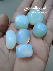  17 احجار كريمه وخواتم واكسسوارات للبيع