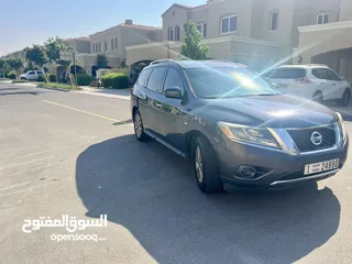  3 Nissan Pathfinder 2014