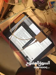  10 ايياد الجيل التامن مستعمل بس لسا منيح فيه مساحة 128 و بعطيكم هدية كفرين و قلم و الشاحن والكرتونة