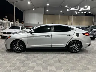  8 Hyundai Elantra Sport 1.6 Turbo