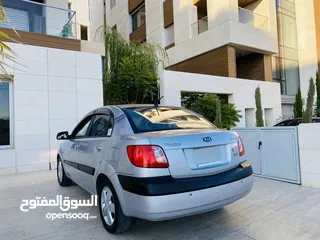  4 كيا جولد برايد ماتور 1600 فل اوتماتك  بحالة الشركة سيارة يد اولى وفحص نخب النخب الله يبارك ..
