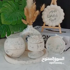  6 قطع ديكورية من مباخر ومزهريات