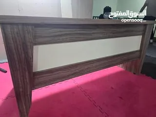  1 مكتب مع ملحق  مستعمل بحالة الوكالة للبيع