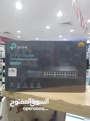  1 Tp-link 24‐Port Gigabit switch TL‐SG1024D