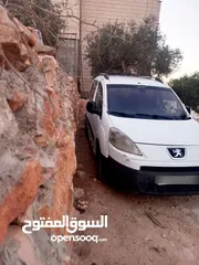  13 بيجو بارتنر