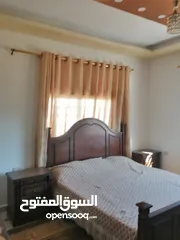  11 بيت لبيع ب المفرق