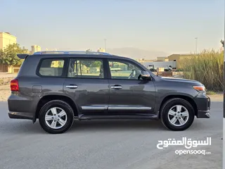  27 Land cruiser GXR V8 GCC 2015 Price 120,000AED