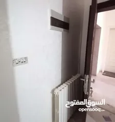  5 شقة فارغة للأيجار في عمان W 123