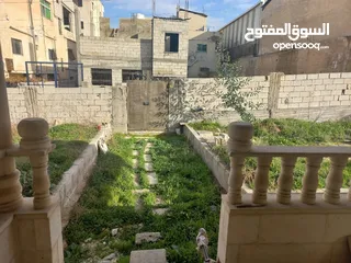  1 منزل مستقل غير مسكون