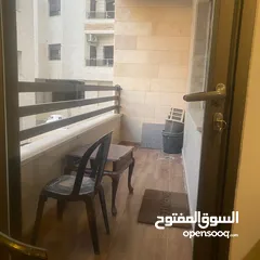  2 شقه طابقيه 180 متر