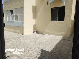 4 بيت عربي للبيع في عجمان منطقه الرميله home for sale in Ajman 650000