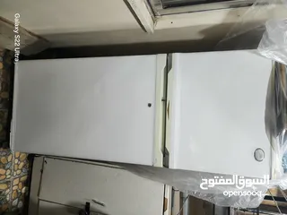  1 ثلاجة LG  لون أبيض
