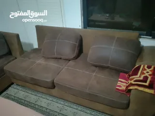  4 للبيع كامل الموجودات