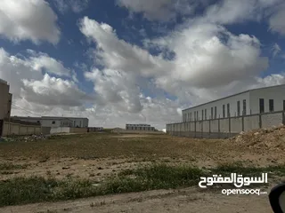  1 أرض للأيجار أو الاستثمار تصلح لبناء هنجر و مستودعات او كراج شاحنات خلف مقبرة المسيحية قرب الترخيص