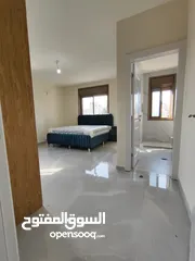  10 فرصتك للسكن في موقع مميز – عين منجد – إطلالة بانورامية