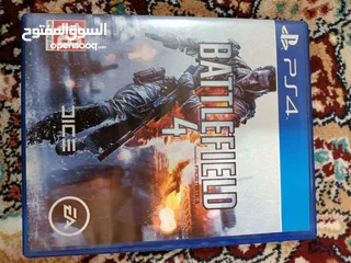  2 اشرطة ps4 للبيع بحالة ممتازة و نظيفة جدا (قابل للتفاوض)