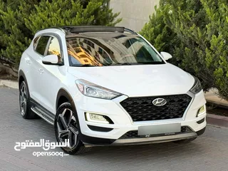  8 توسان ديزل ترخيص 19 مع فتحة دهان شركة عداد 75000