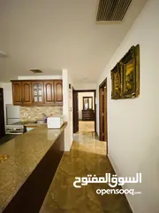  7 شقة طابق 3، 2 نوم، (1) ماستر، حمامين مفروشة بحي الرونق بإطلالة.