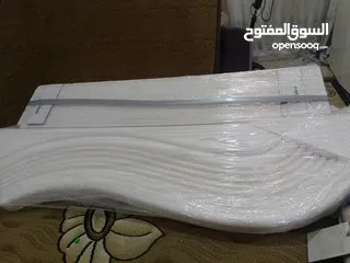  3 فرشه مقاومه لمرض الدسك مع تخت ابيض مقاومه ضد التعفن