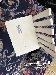  12 راوتر ثابت  شبكة stc - 5g بطارية نظيف وشغال تمام سيرفس قوي حتي في السرداب